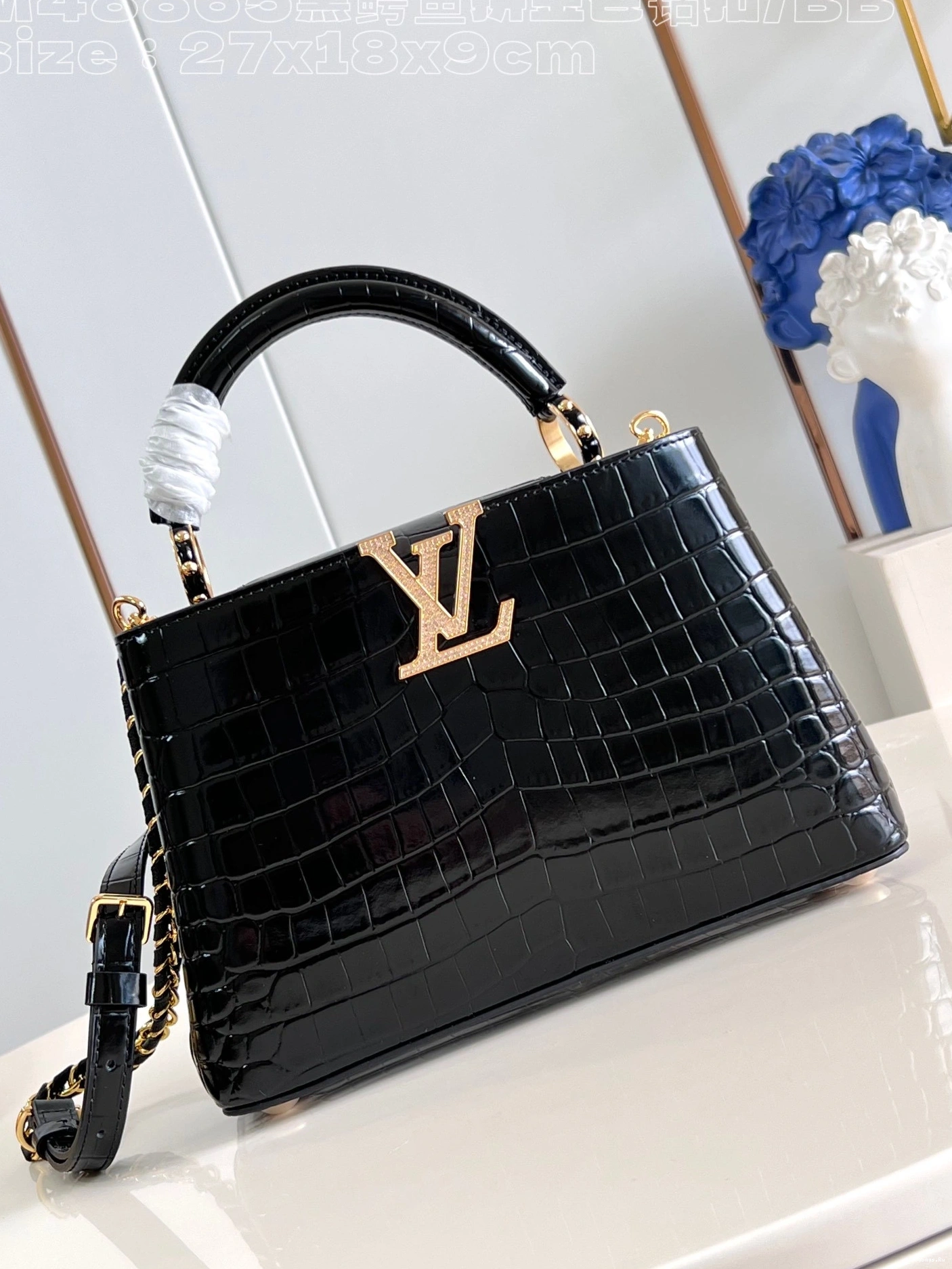 VUITTON LOUIS CAPUCINES BB-27*18*9CM 0427
